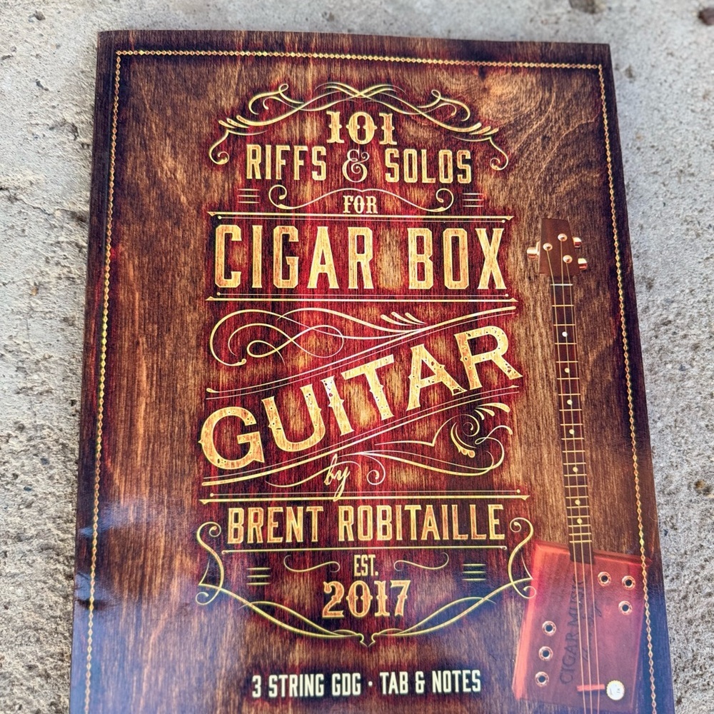 101 Riffs & Solos for Cigar Box Guitar‎ Book